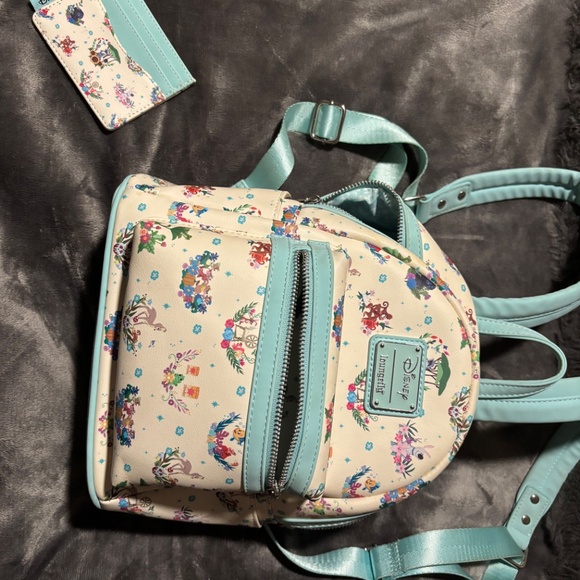 Loungefly Disney Sidekicks Bag main image 6